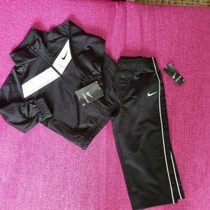 Nike 2-Piece Set Black 24M